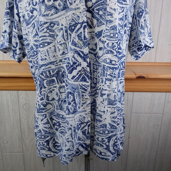 *Blue Tropical / Tribal Print Button Up Tunic Top - Picture 3 of 9